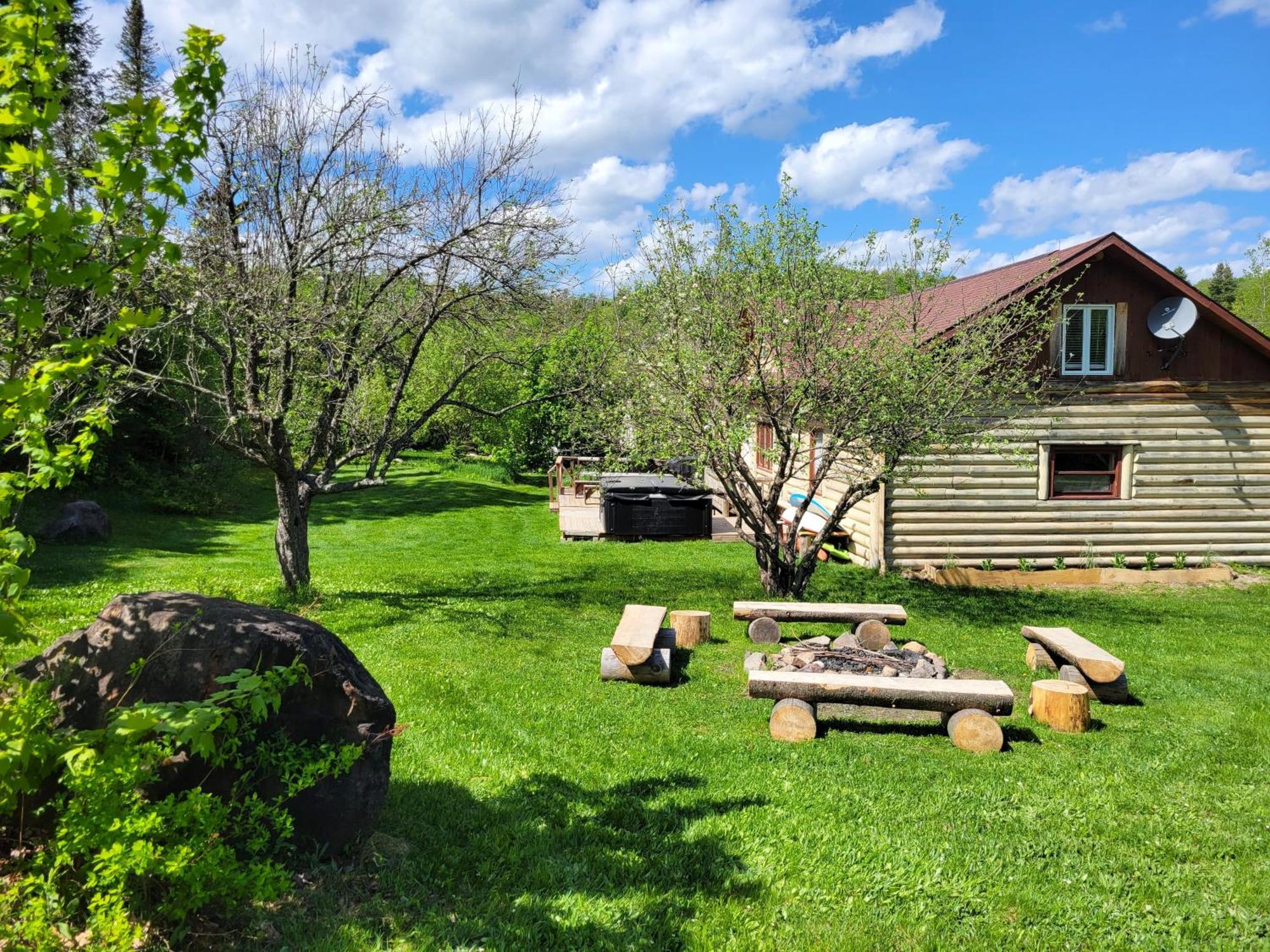 Du Avec Prive, Wifi, Bbq Et Sup Saint Adolphe D'Howard